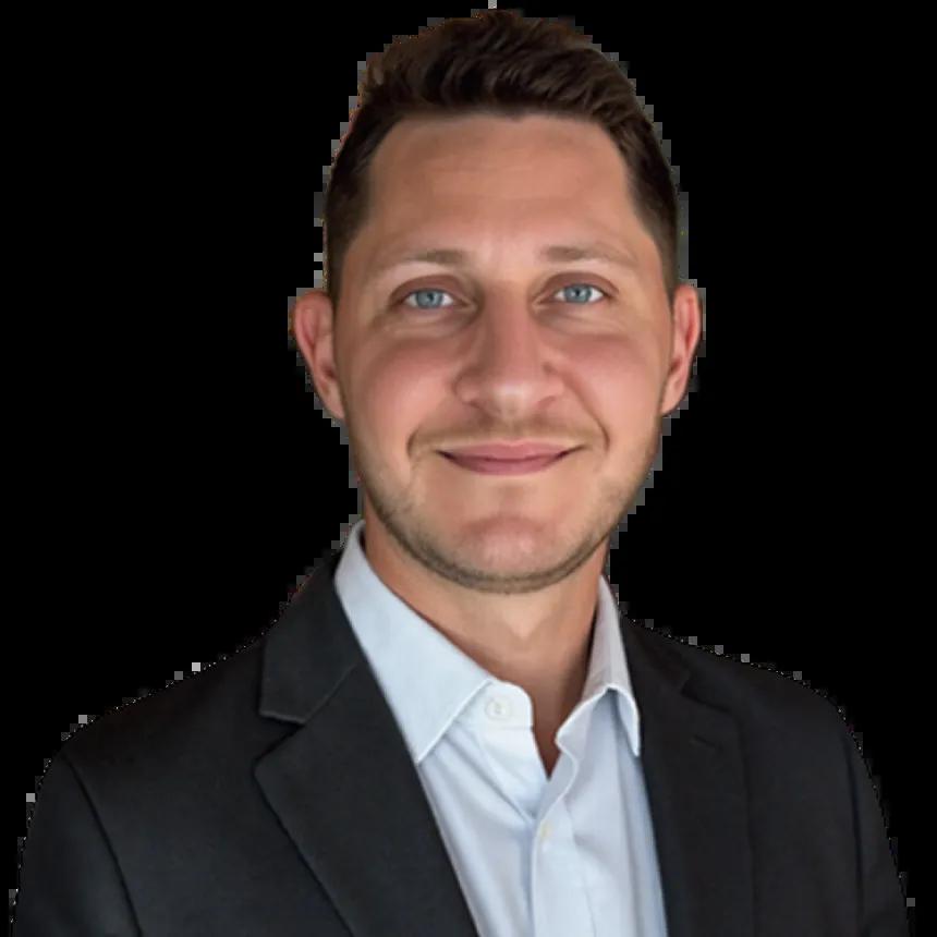 steve strazza headshot